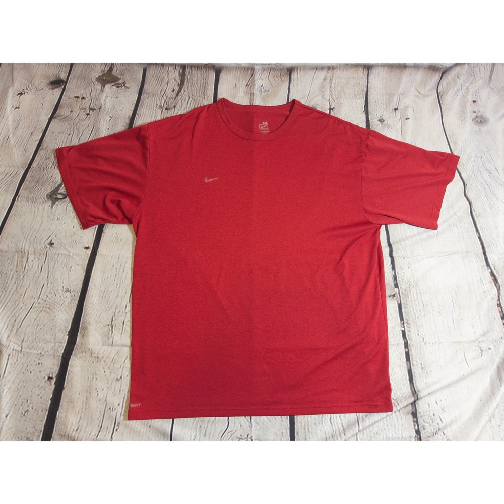 Nike T-Shirt Mens XXL Red Nike Fit Short Sleeve Performance Athletic Swoosh